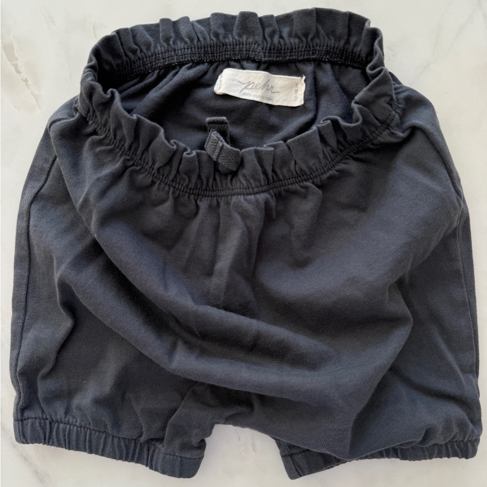 Pehr Shorts (12-18 M)